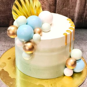 Golden fan cake
