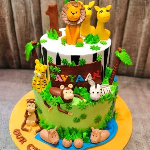 Jungle theme tier cake