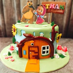 Masha's bear-y special cake