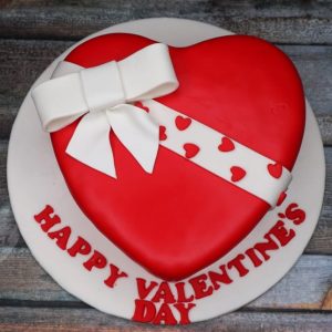Love's embrace Cake